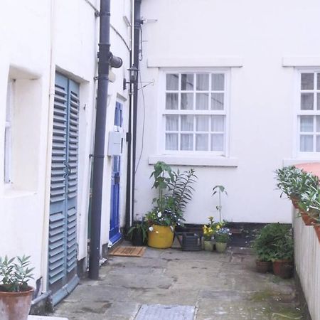 Kikas Cottage, Rear 89 Church Street, White Horse Yard Whitby Dış mekan fotoğraf